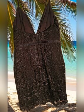 Black Lace V-Neck Bodycon Sun Dress Mini, Banjul, Never Worn,Superb Condition